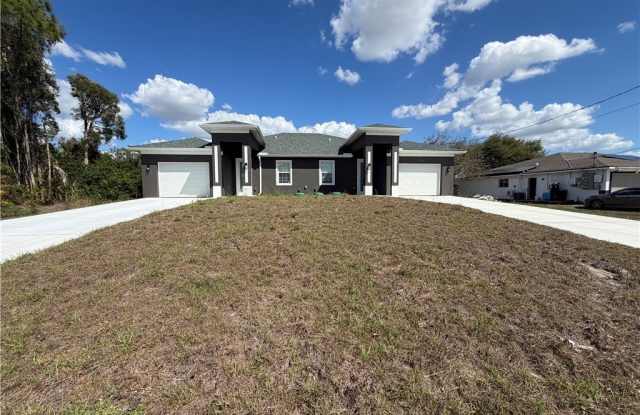 721 Ivan Avenue S unit: 721