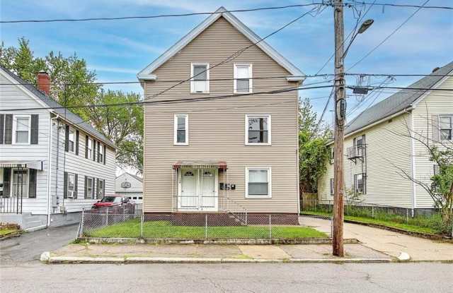 137 Hunts Avenue