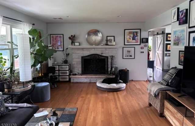 Photo of 6 Reiners Rd