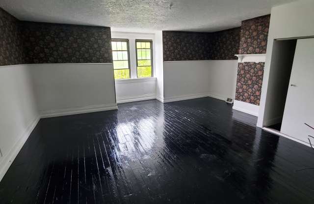 1809 Rialto Street - 2