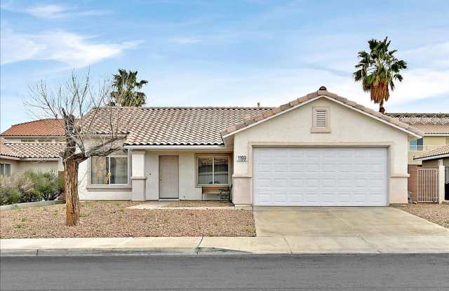 Well kept 3 bedroom, single story home located in Henderson neighborhood