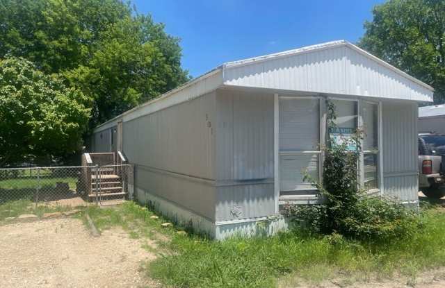 521 E. Veterans Memorial Blvd