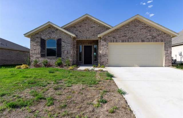 405 Stoneridge Drive - 405 Stoneridge Drive, Hillsboro, TX 76645