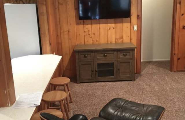 Photo of 53570 Tollgate Road