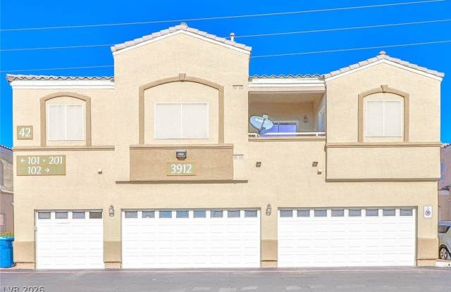 3912 Smokey Fog Avenue