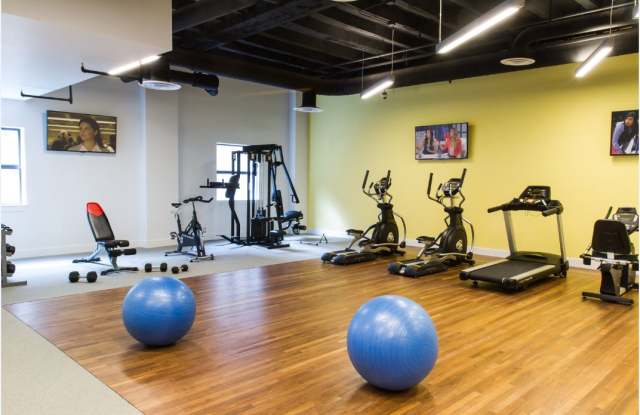 Shoreland Apartments