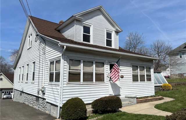 222 Chipman Street Extension