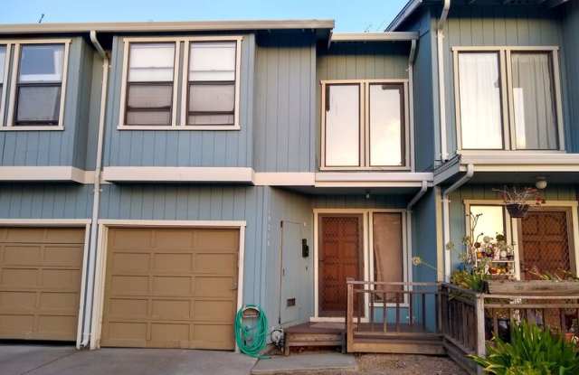 19216 Center St