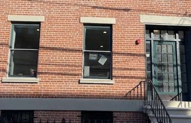 70 WAYNE ST
