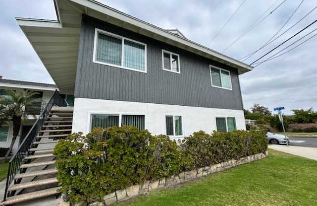 6662 Western Avenue