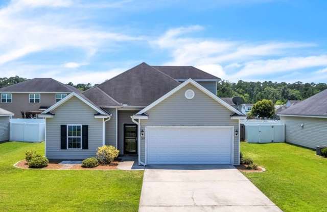 Photo of 4 Bed/2 Bath in White Oak - Richmond Hill