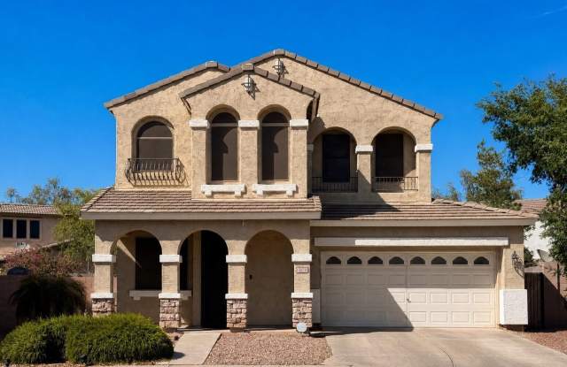 3670 E Warbler Road