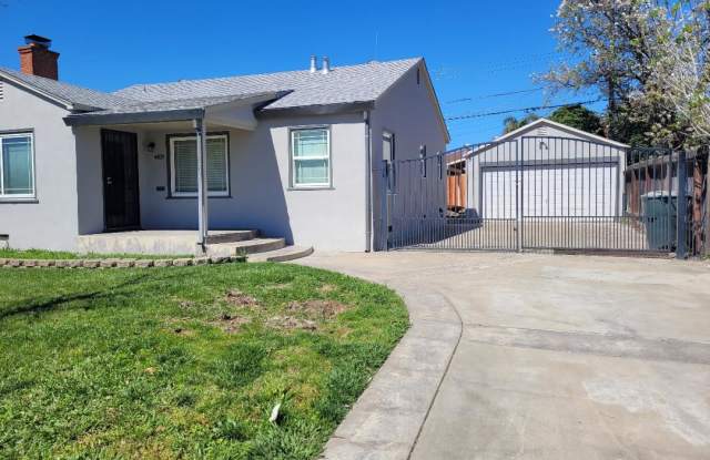 4429 38th Ave - 4429 38th Avenue, Lemon Hill, CA 95824