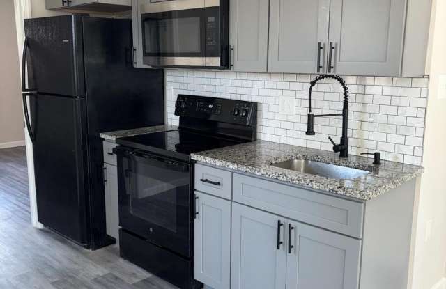 105 DEVEREAUX Avenue unit: 1