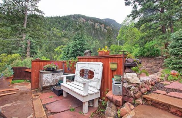 608 Ruxton Ave - 608 Ruxton Avenue, Manitou Springs, CO 80829