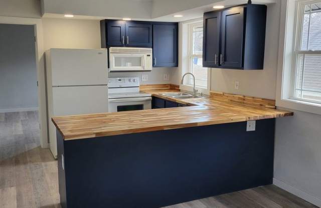 Spacious 4BR Duplex in Jefferson City