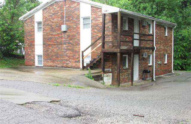 1140-4 Evelyn Drive