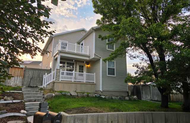 SEPTEMBER FREE! 5 Bedroom Home in Eagle Mountain