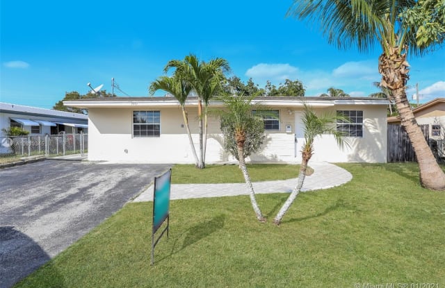 7771 Simms St - 7771 Simms Street, Hollywood, FL 33024