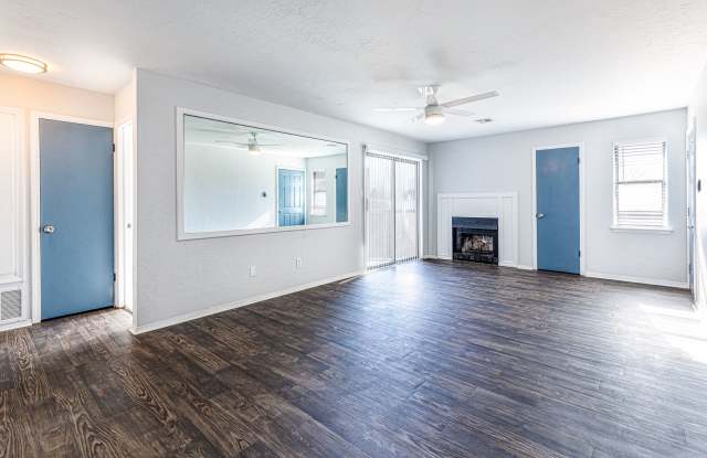 Beautifully Renovated 2bed/2bath Flat