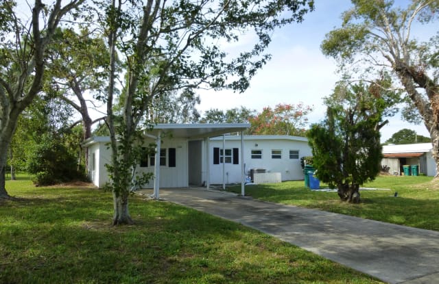 2110 Palm Boulevard - 2110 Palm Boulevard, Melbourne, FL 32901