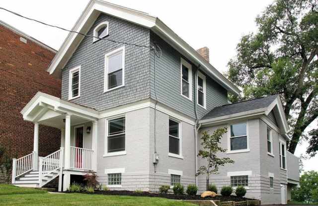 Photo of Spacious Home in Clifton perfect for Entertaining Guest  Family