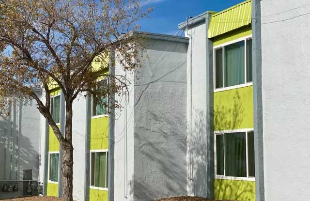 Vista Ventana Apartments