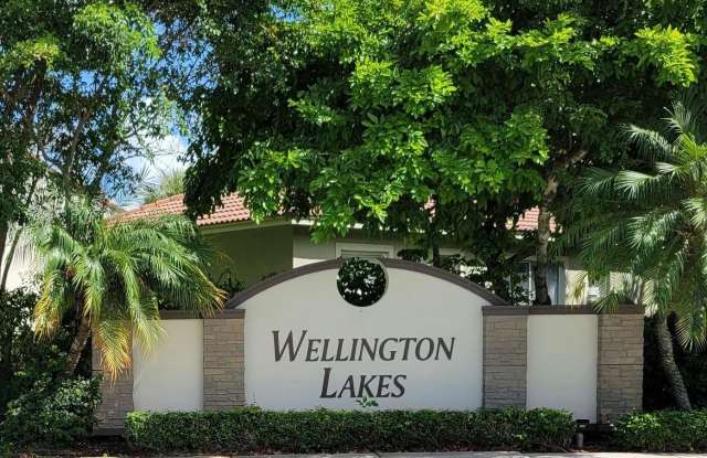 1764 Pierside Circle