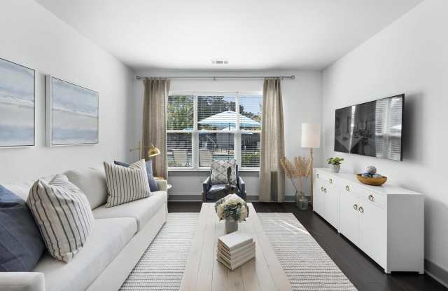 The Landing at Vinnin Square