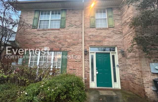 632 Parkside Circle