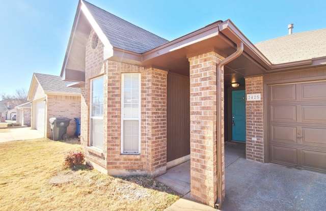 2425 Grapevine Drive