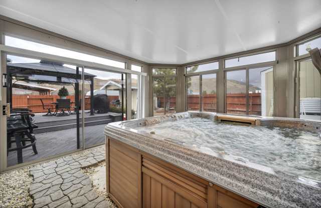 17795 Oakview Court