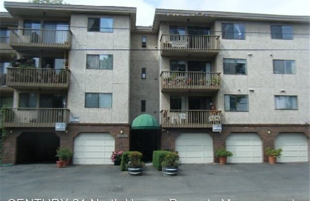 12035 32nd Ave NE #302 - 12035 32nd Ave NE, Seattle, WA 98125