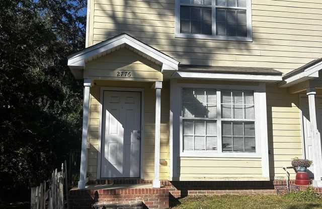 2776 Hartsfield Road