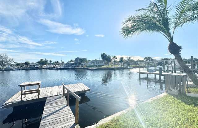 Photo of 4528 FLORAMAR TERRACE