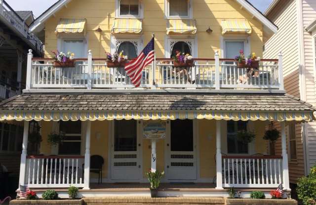 19 Webb Avenue