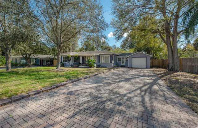 1303 E CLIFTON STREET