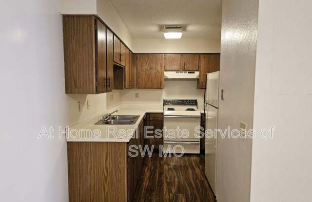 1947 S Ingram Mill Rd