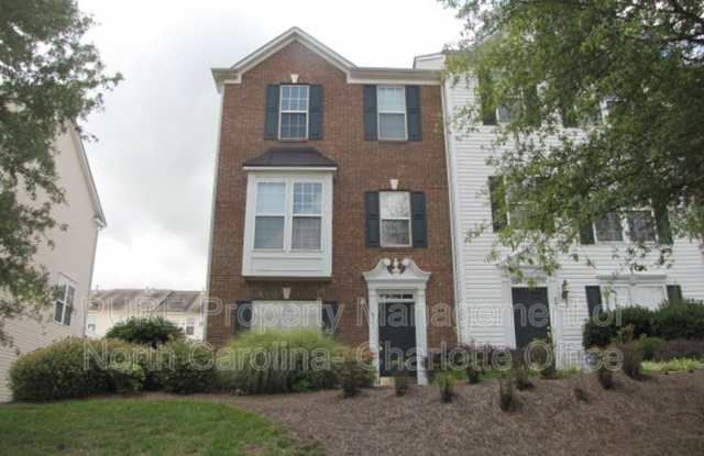 Photo of 977 Tiger Lane