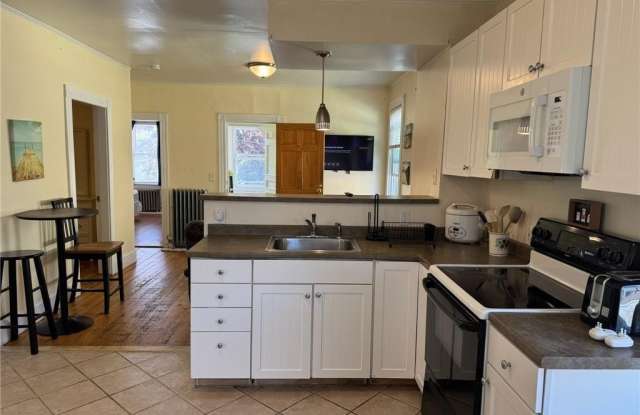 Photo of 9 Ann Street unit: 2