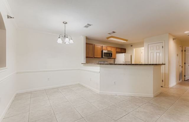 Medical Center Condo!