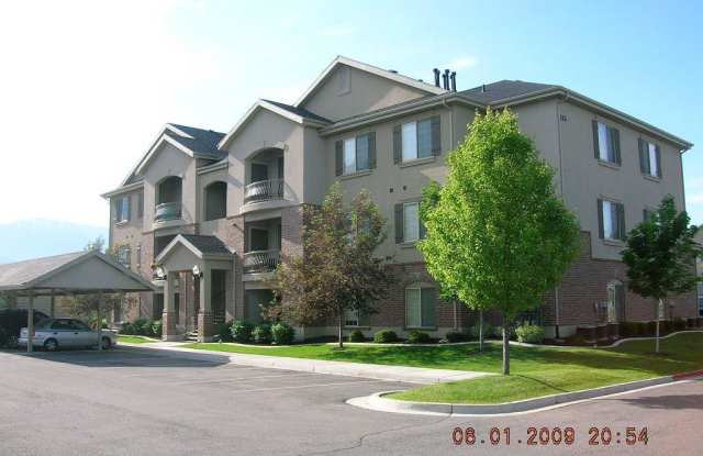 Great Condo with Tile & Granite