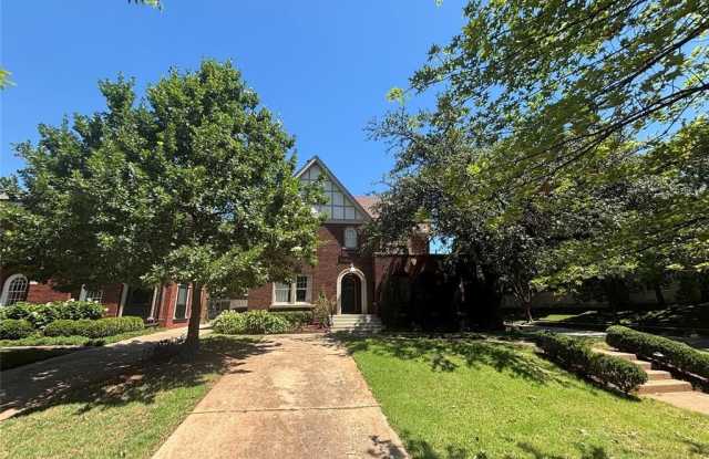501 NW 18th Street