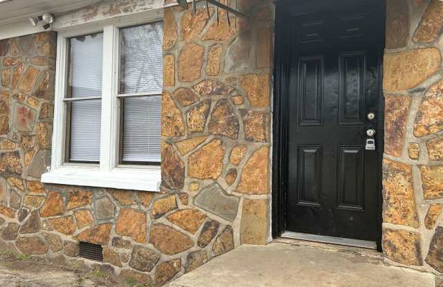 Photo of 1417 West 11th Street