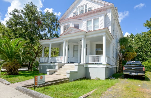 135 Ashley Avenue - 135 Ashley Avenue, Charleston, SC 29401