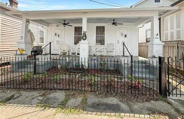 429 CALHOUN Street