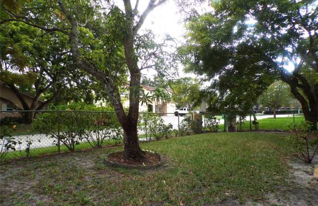 11522 Northwest 45th Street