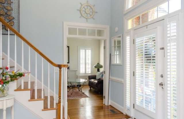 300 Garnercrest Road