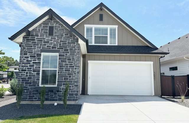Welcome to THE PRESCOTT in the beautiful gated community Bellemeade in Eagle Idaho!