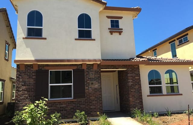 10758 Portico Cir - 10758 Portico Circle, Rancho Cordova, CA 95670